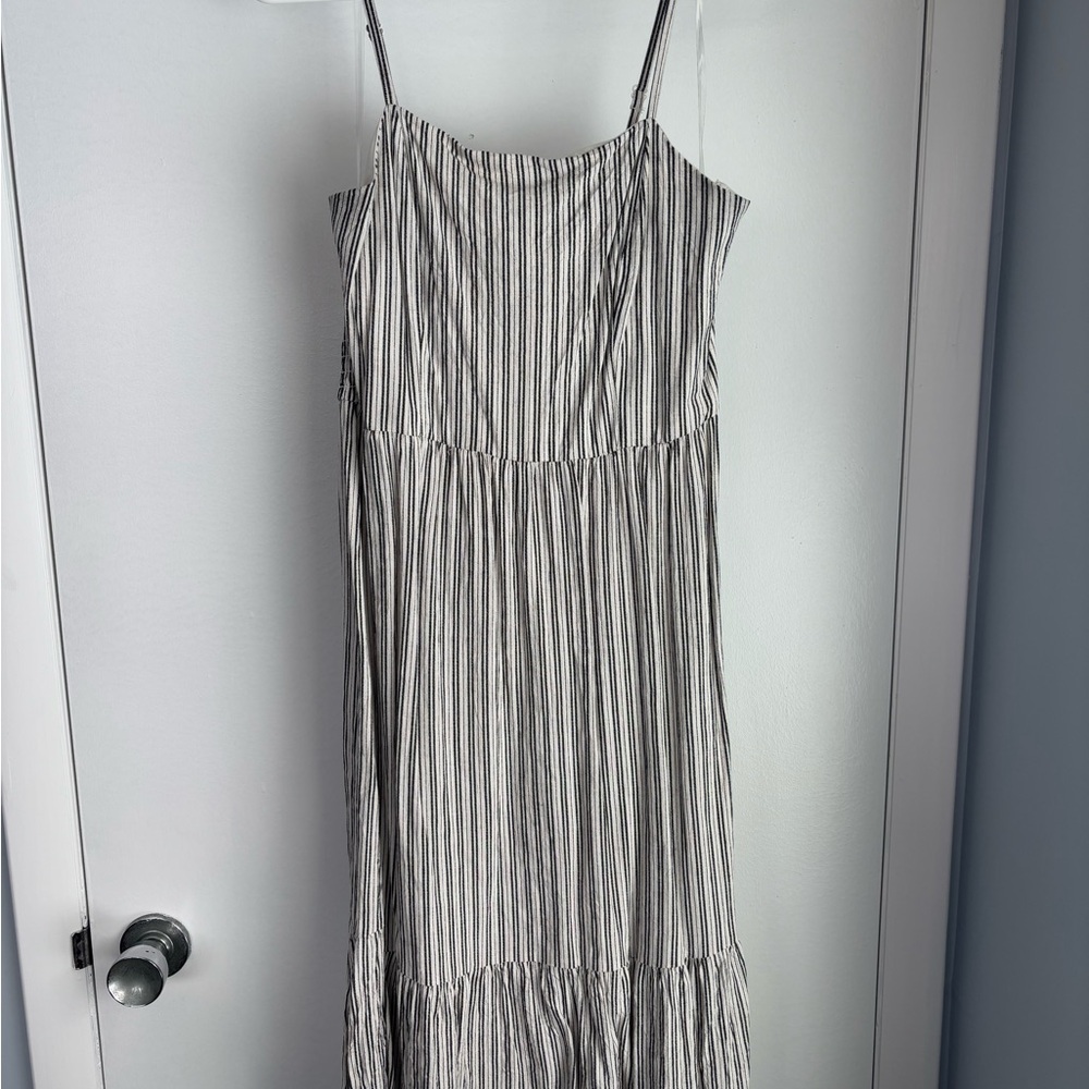 As U Wish White/Gray Ruffled Midi Sundress